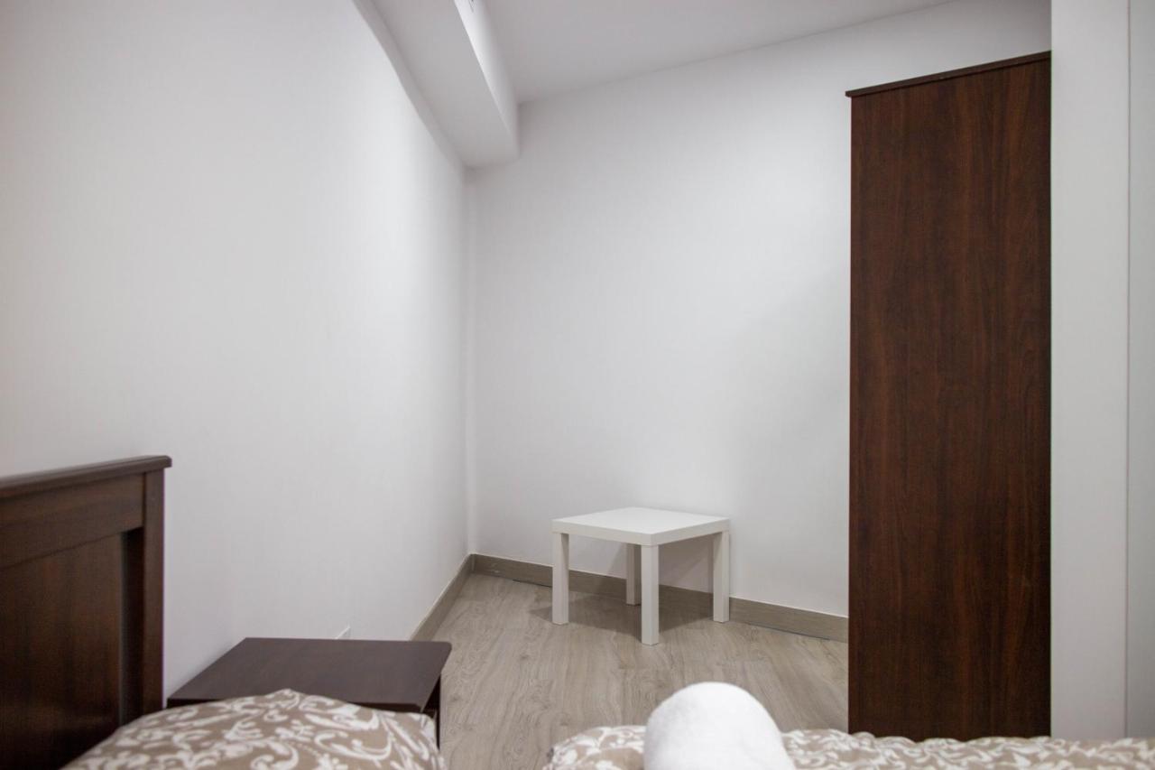 L&G Madrid Apartments Ngoại thất bức ảnh